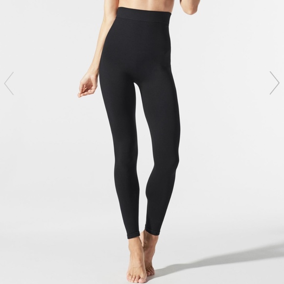 BLANQI® EVERYDAY™ HIGHWAIST POSTPARTUM + NURSING SUPPORT LEGGINGS - Picture 1 of 3